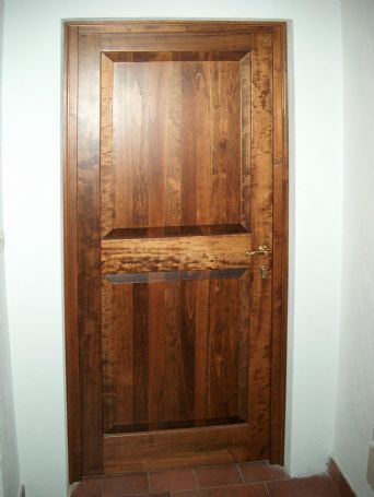 Porte interne in pioppo - Porte per interni in legno - Lavori Svolti Porte interne in pioppo - Porte per interni in legno - Lavori Svolti